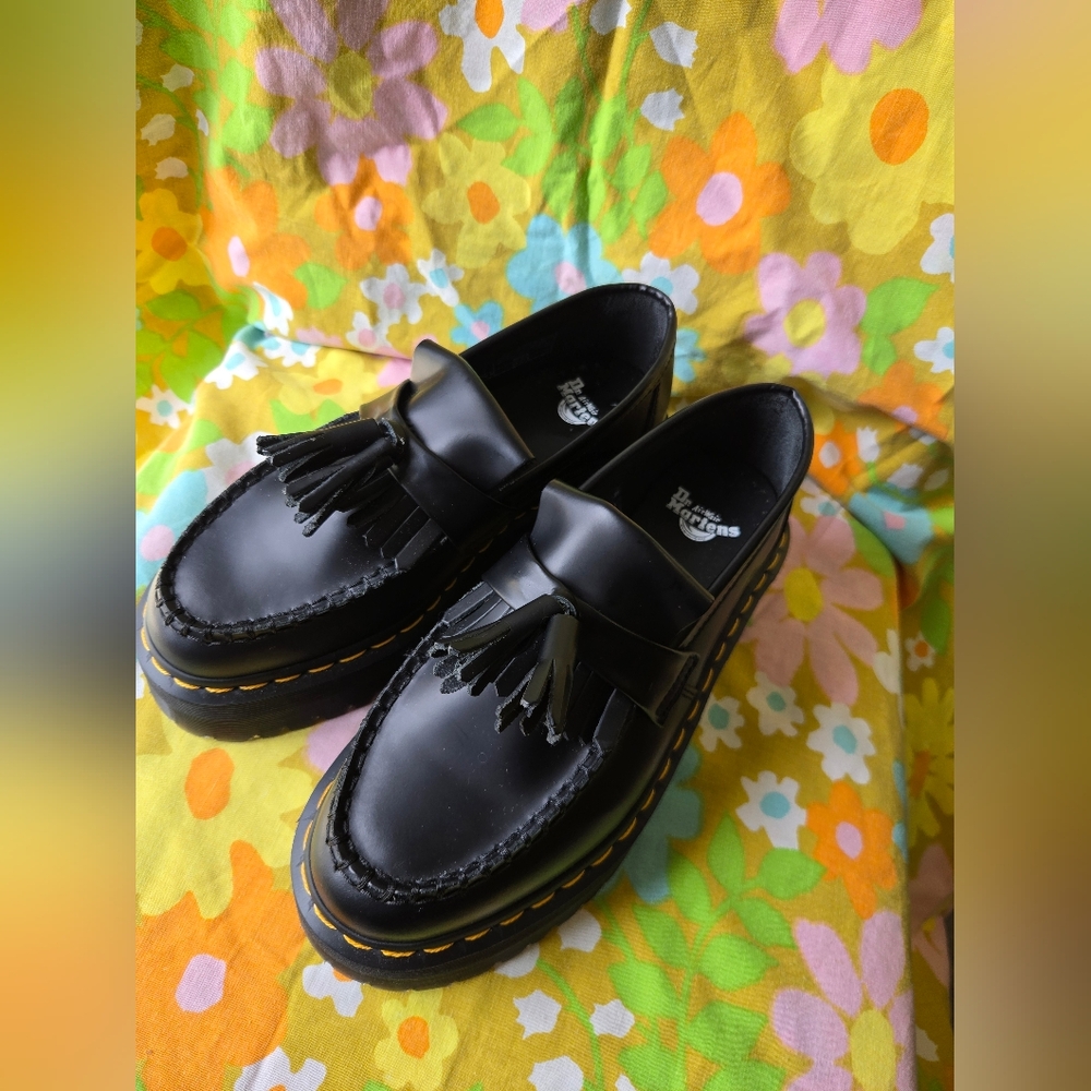 Dr. Martens Unisex Platform Tassel Penny Loafer. Size M6 W7  *NEW NEVER WORN*